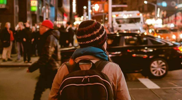 年轻人该买房吗？只要有钱就买，理由有三(图6)
