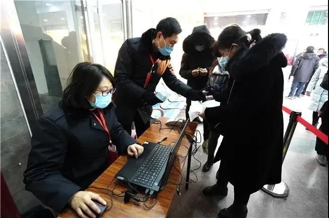 滕州这一区域改造项目举行房屋搬迁预验顺序号抽签仪式(图9)