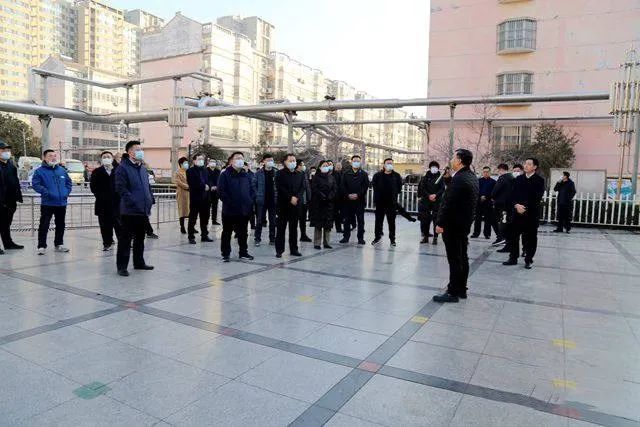 荆河街道召开重点工作重点项目暨路域环境项目观摩会(图6)