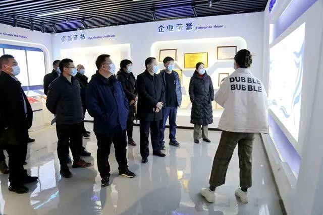 荆河街道召开重点工作重点项目暨路域环境项目观摩会(图20)