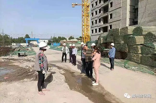 滕州市住建局全力营造施工现场宣传氛围(图4)