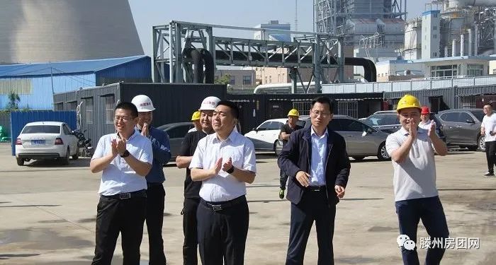 城建爱啤士项目员工公寓楼顺利封顶(图2)