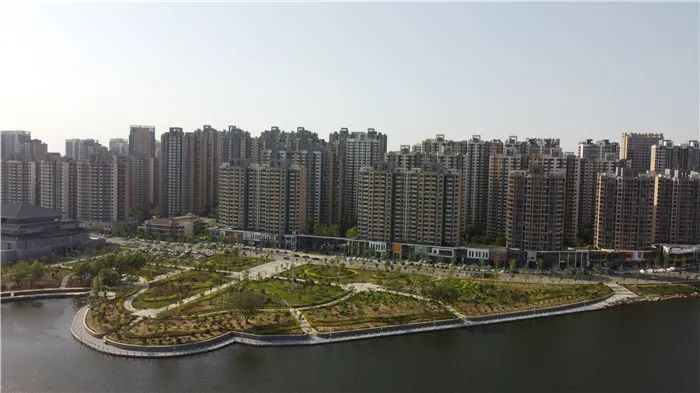 滕州全市上下齐发力 共赢创卫复审之战(图1)